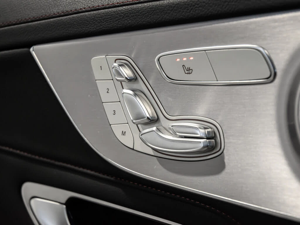 Mercedes-Benz C 43 AMG Coupe 4MATIC, снимка 11 - Автомобили и джипове - 54577740