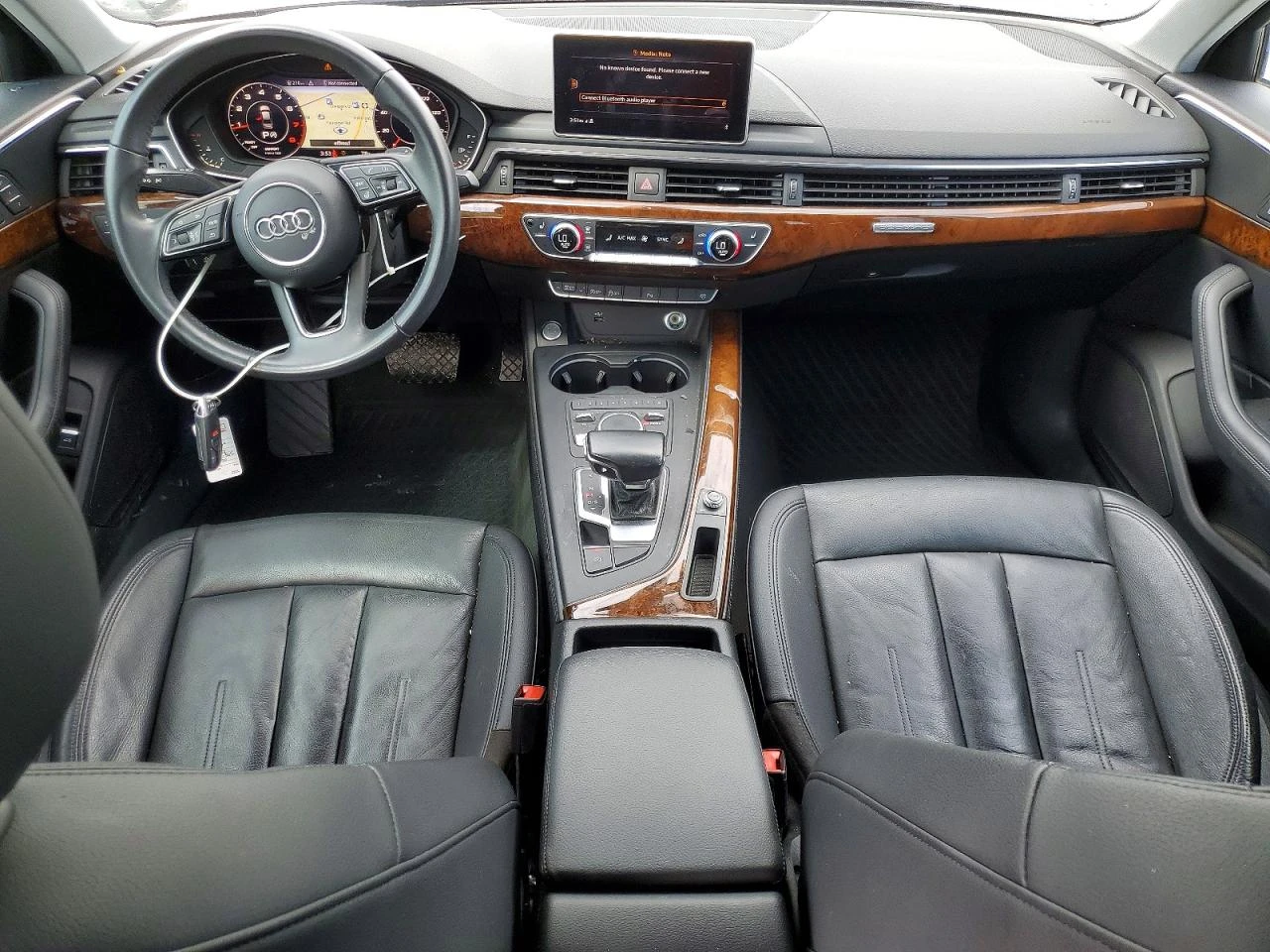 Audi A4 2.0l Premium Plus, снимка 8 - Автомобили и джипове - 54705176