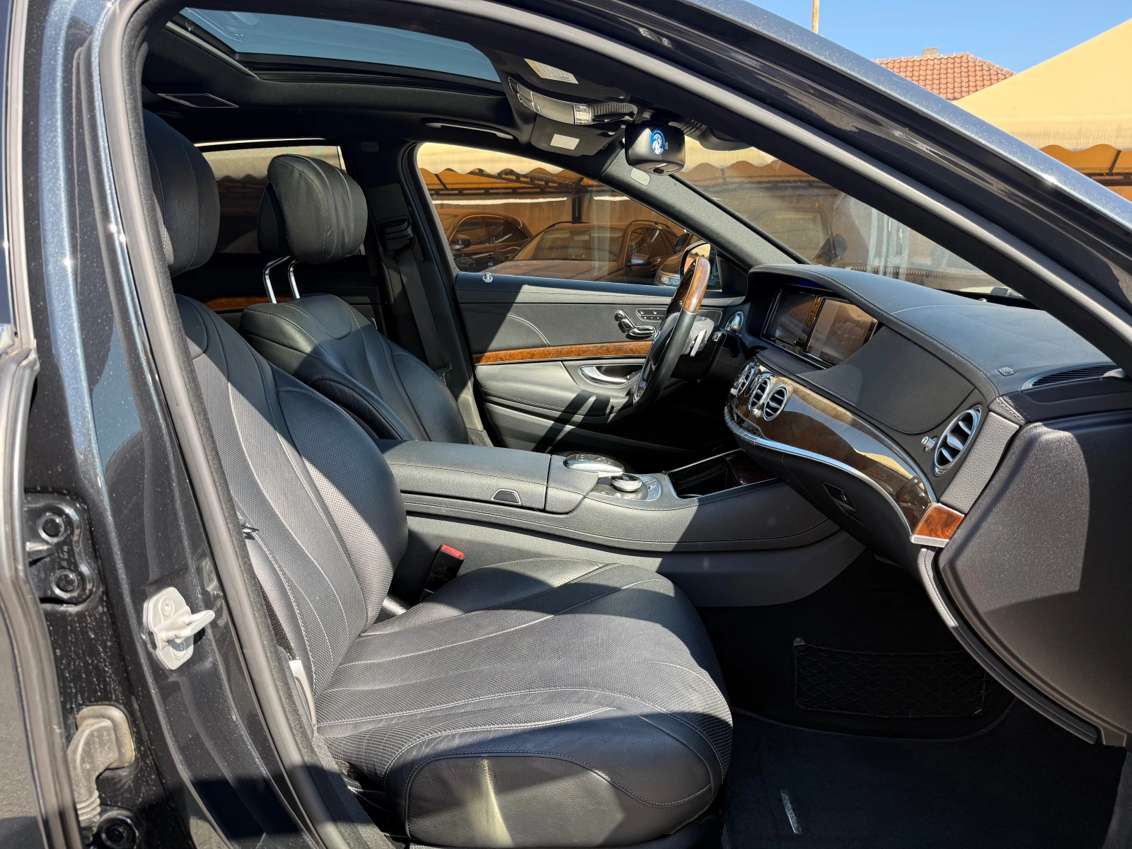 Mercedes-Benz S 550 Long AMG Line 4Matic !Топ Състояние!, снимка 13 - Автомобили и джипове - 55293825