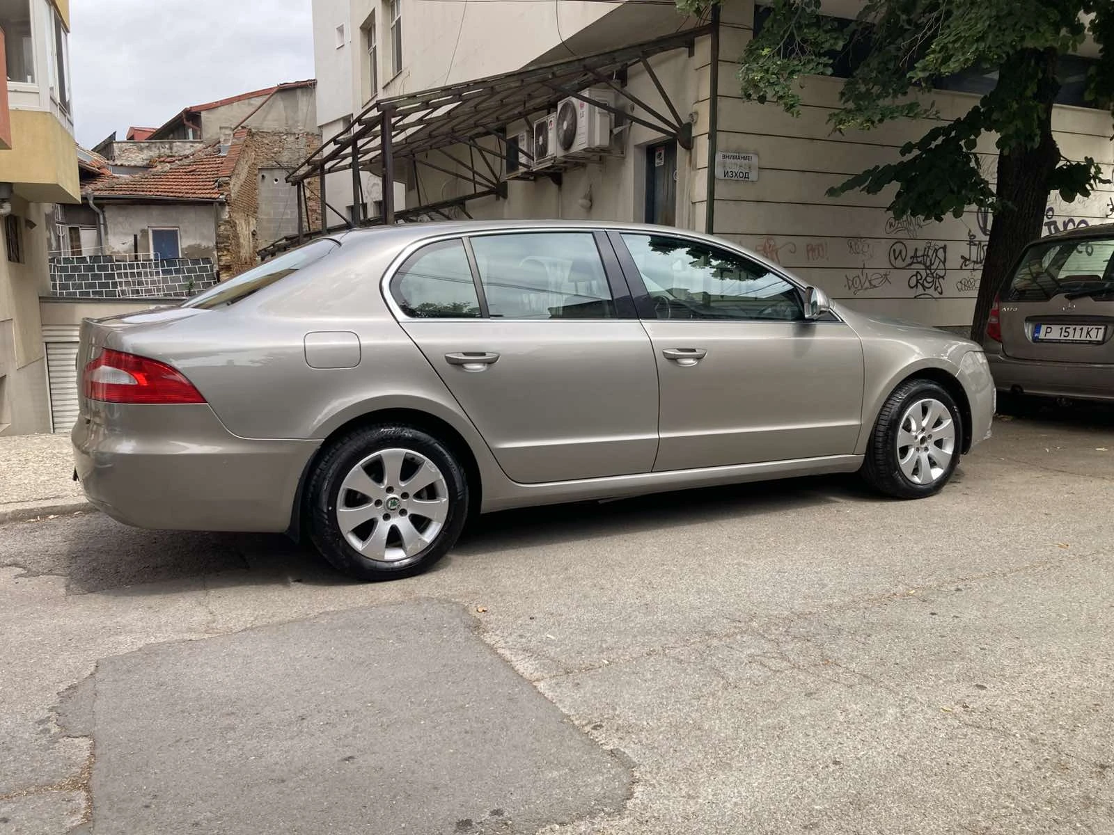 Skoda Superb 2, снимка 11 - Автомобили и джипове - 55375020