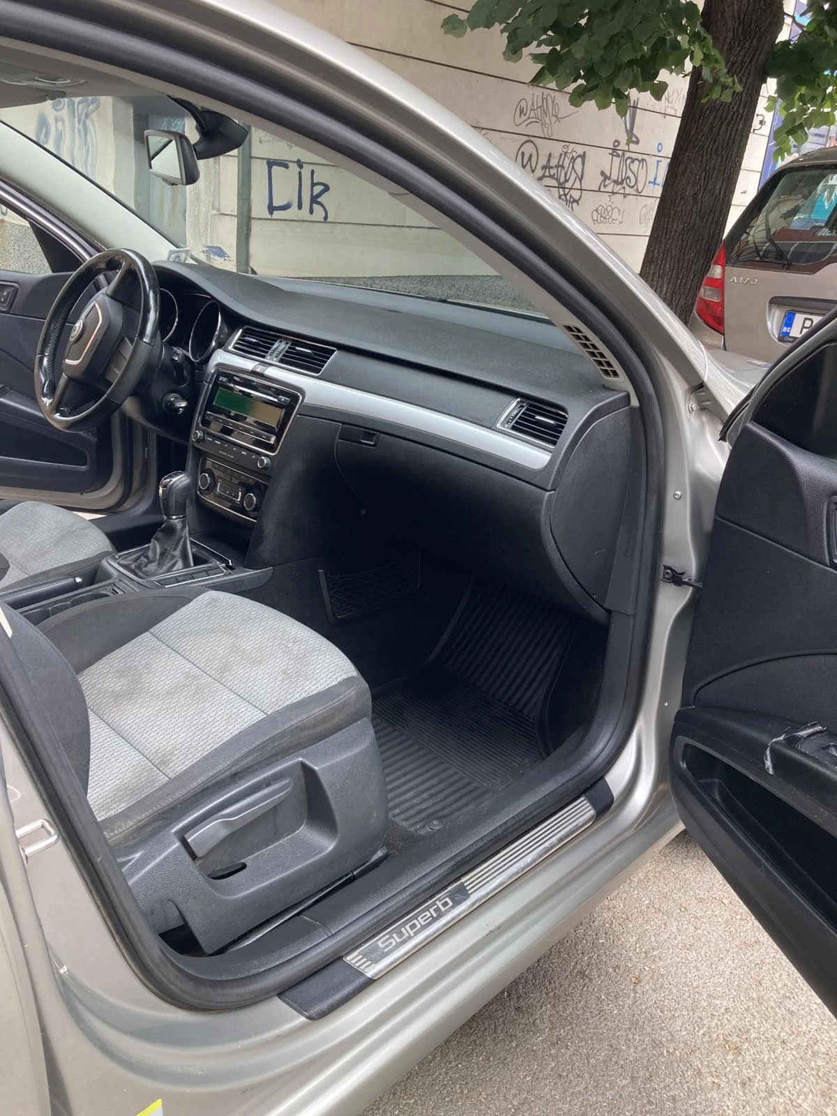 Skoda Superb 2, снимка 3 - Автомобили и джипове - 55375020