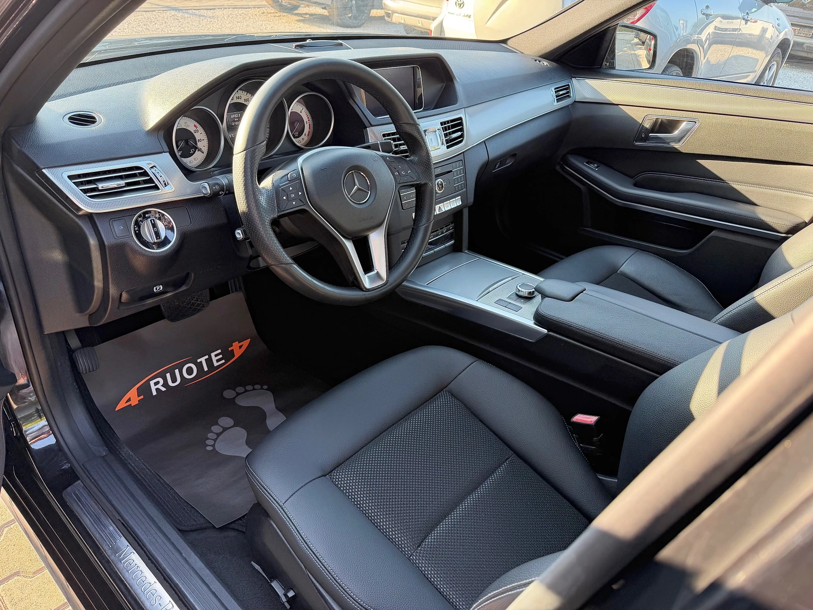Mercedes-Benz E 220 CDi Avantgarde * 9G-Tronic* , снимка 7 - Автомобили и джипове - 55413005