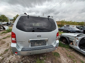 Nissan Pathfinder, снимка 2 - Автомобили и джипове - 45538472