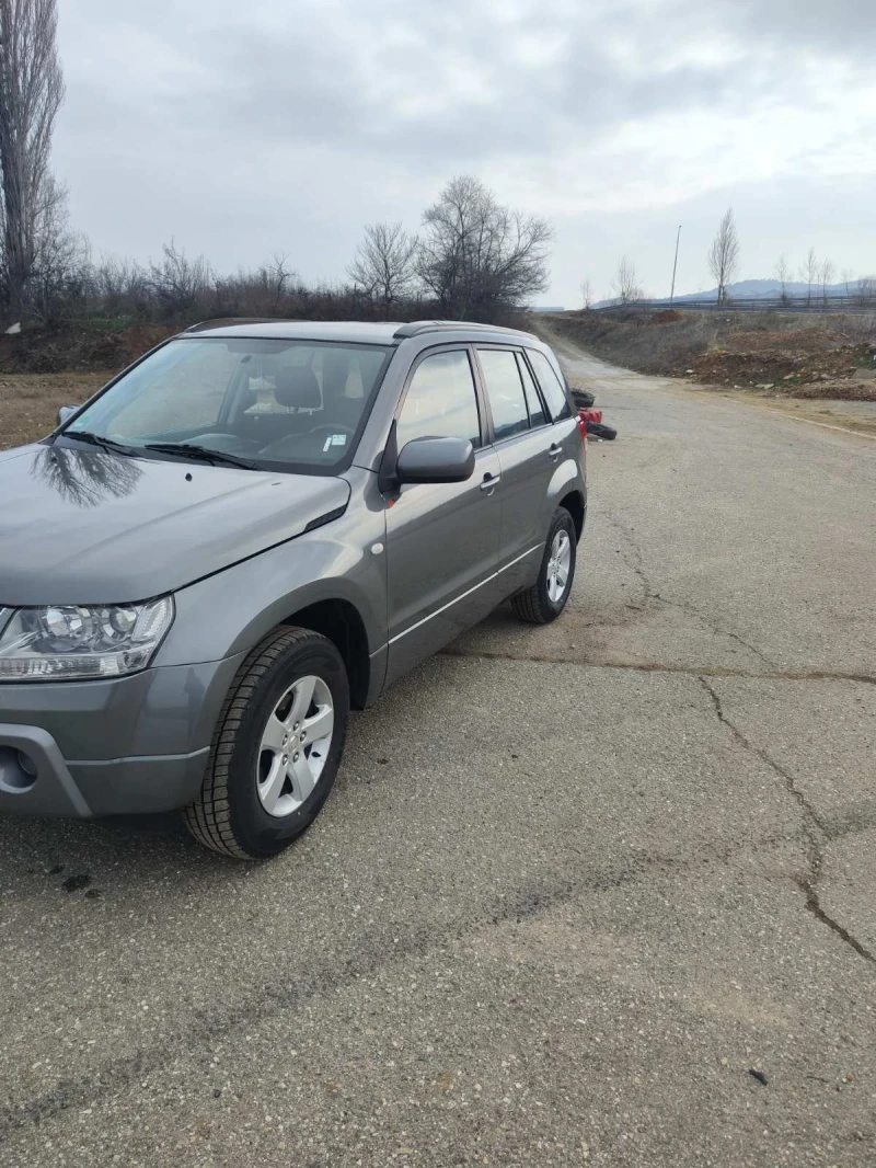 Suzuki Grand vitara 2.0, снимка 4 - Автомобили и джипове - 48957133