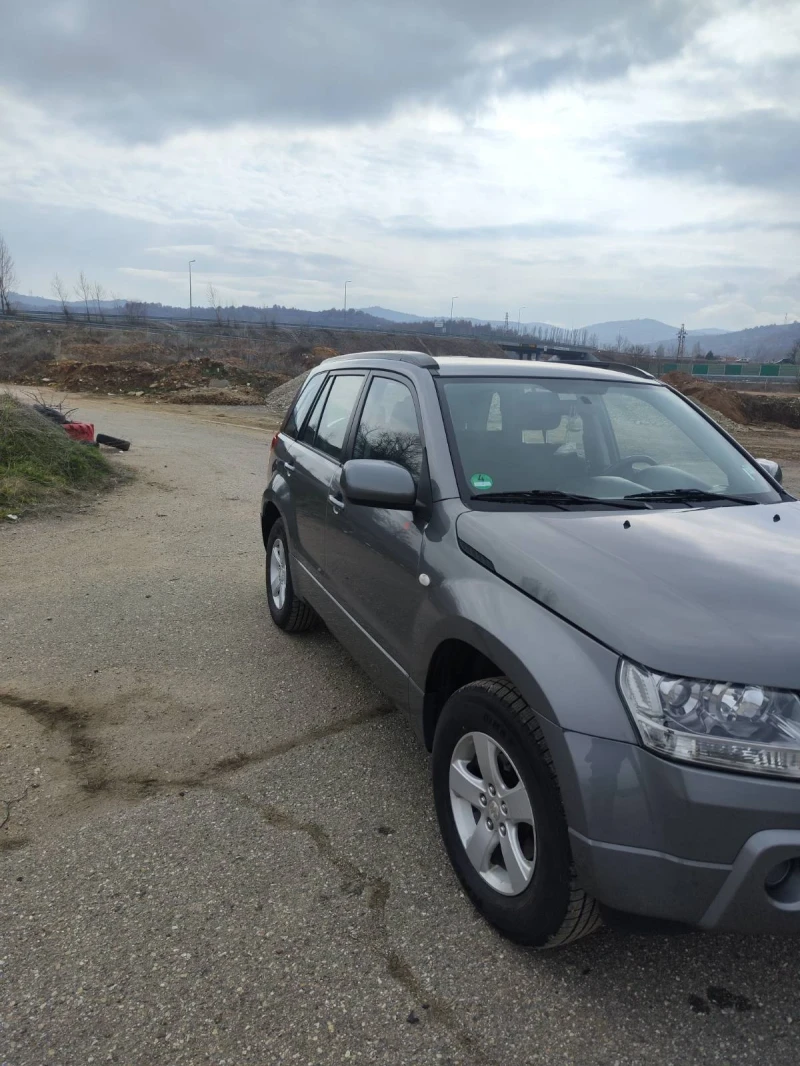 Suzuki Grand vitara 2.0, снимка 3 - Автомобили и джипове - 48957133