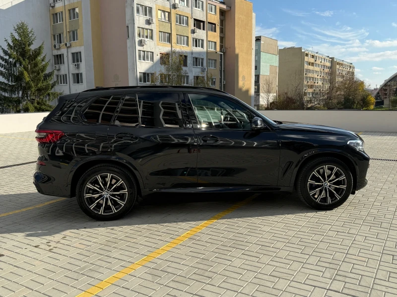 BMW X5 40i M pckg, Massage, Skylounge, снимка 4 - Автомобили и джипове - 52615390