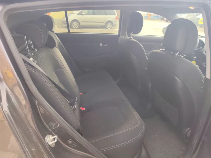 Kia Sportage 1.6 gaz 160000km, снимка 12 - Автомобили и джипове - 52921073
