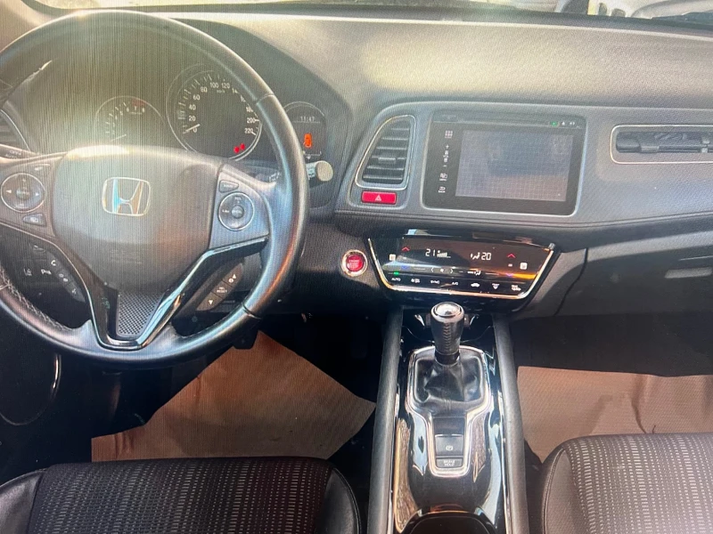 Honda Hr-v 1.5I-VTEC, EXECUTIVE, снимка 7 - Автомобили и джипове - 53165285