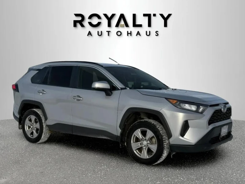 Toyota Rav4 Hybrid LE AWD, снимка 2 - Автомобили и джипове - 53498260