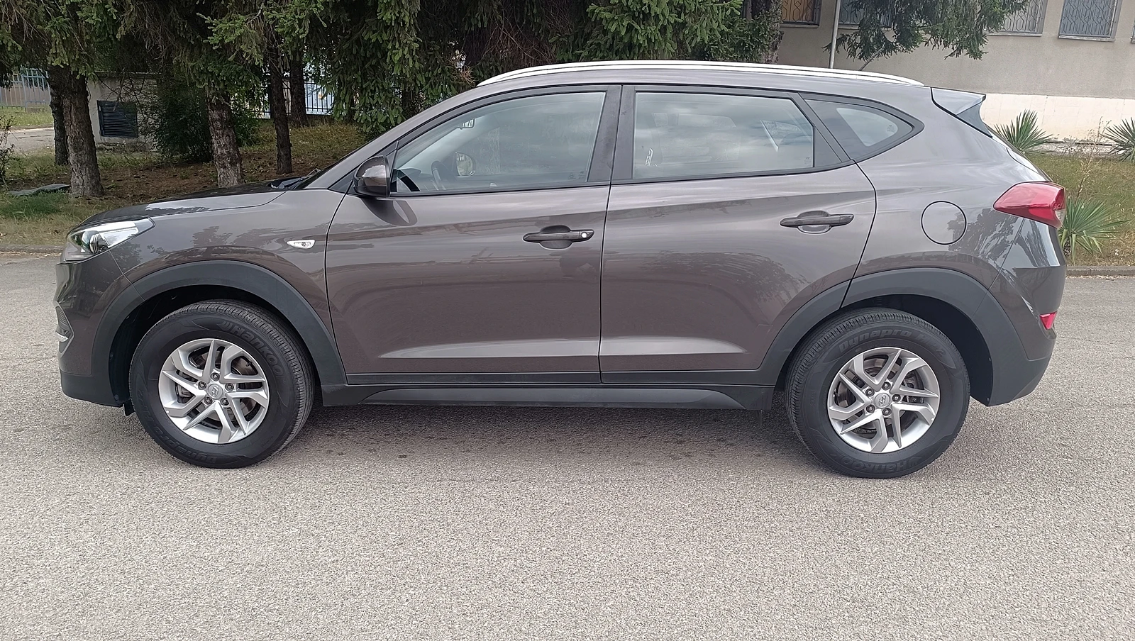 Hyundai Tucson 1.6i - изображение 2