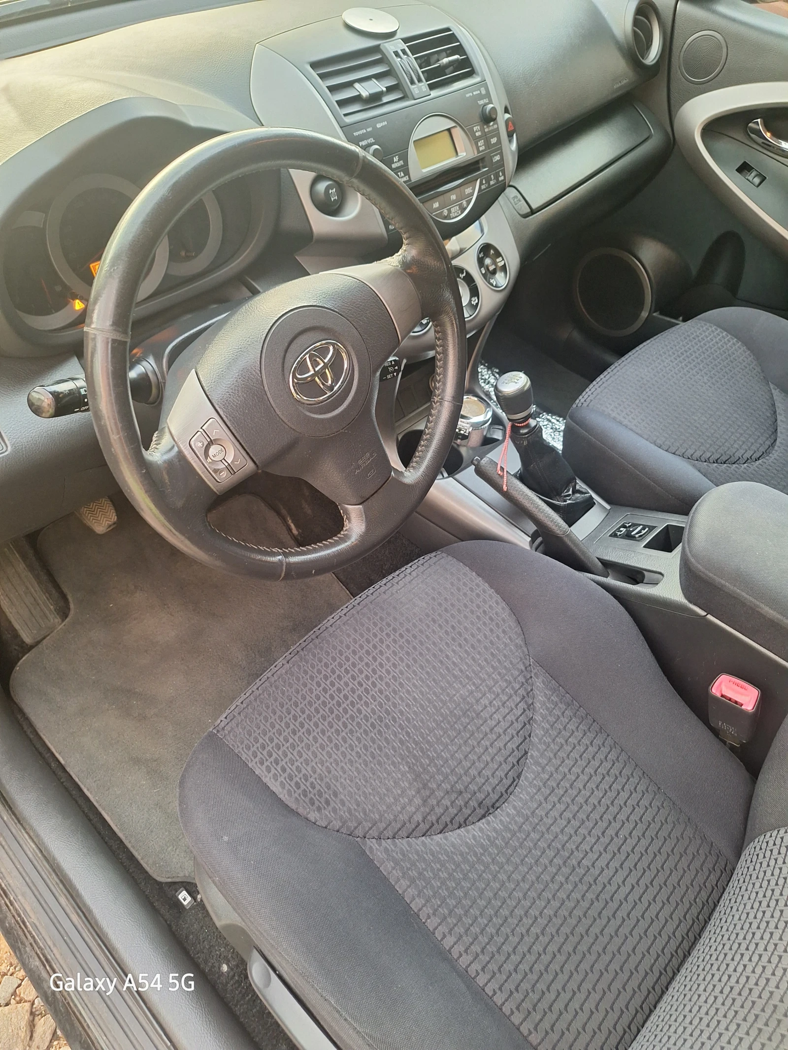 Toyota Rav4  - изображение 6
