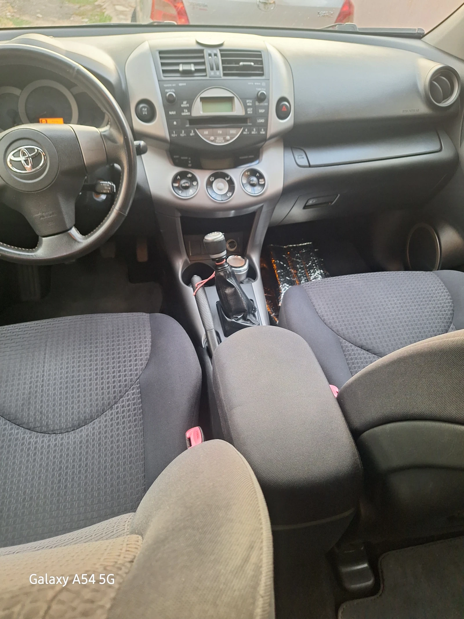 Toyota Rav4  - изображение 4