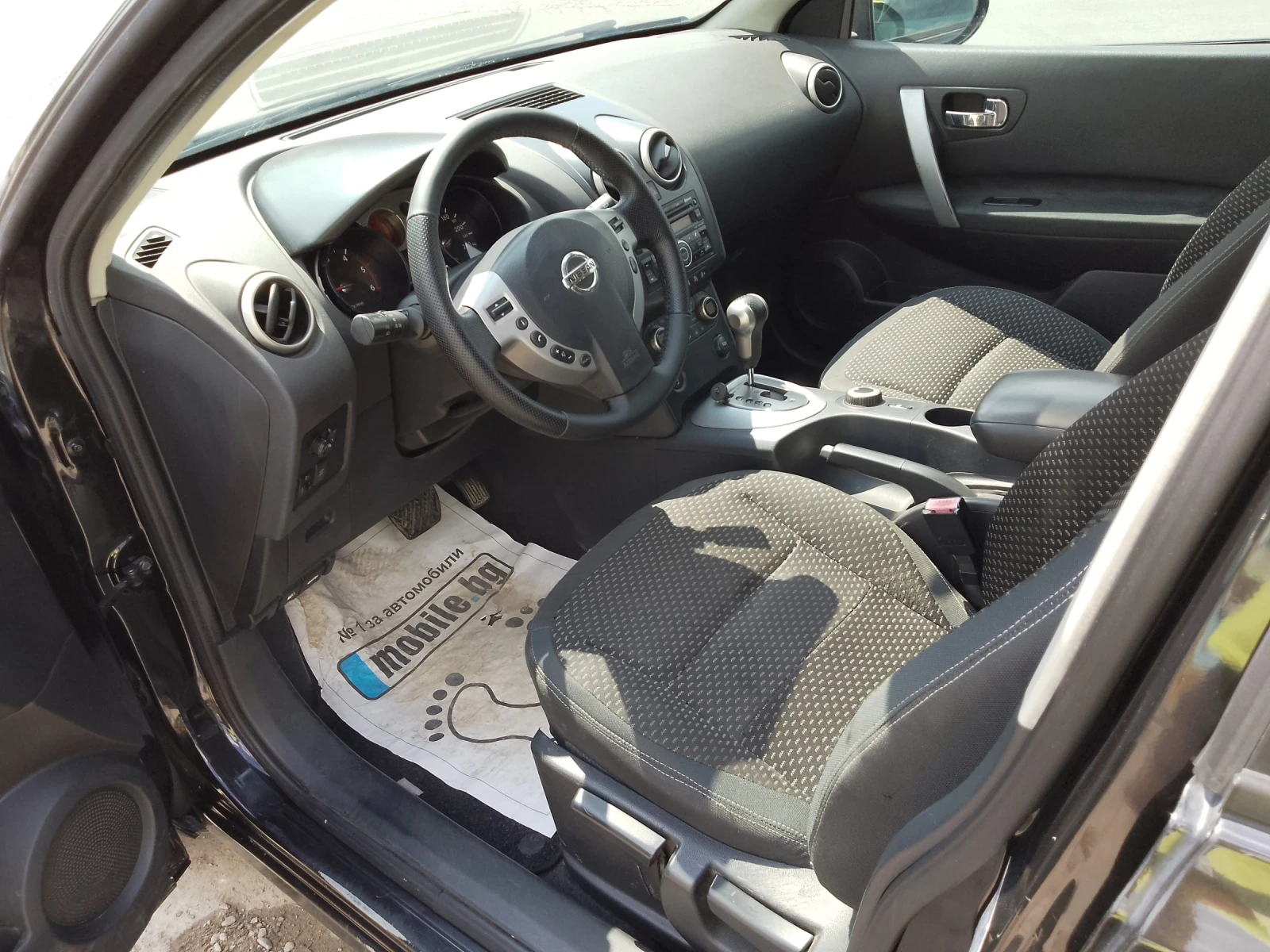 Nissan Qashqai 2.0 DCI/4x4/АВТОМАТИК - изображение 9