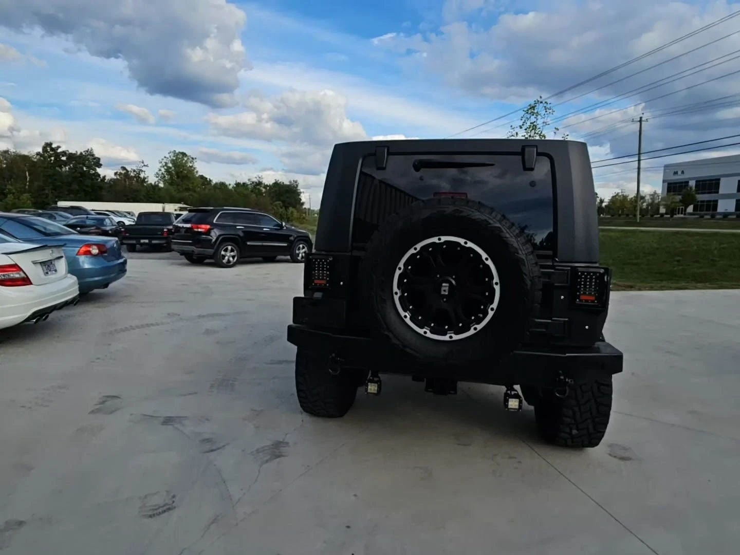 Jeep Wrangler SAHARA* ДЪЛГА БАЗА* 4WD* ЛЕБЕДКА - изображение 2
