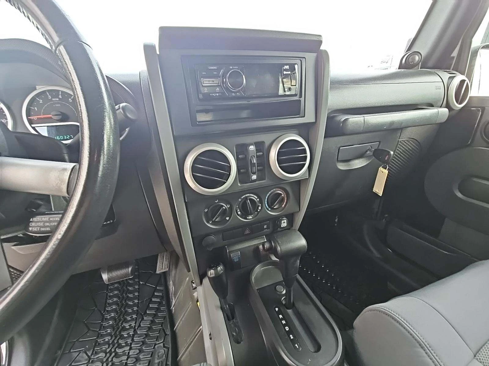 Jeep Wrangler SAHARA* ДЪЛГА БАЗА* 4WD* ЛЕБЕДКА - изображение 7