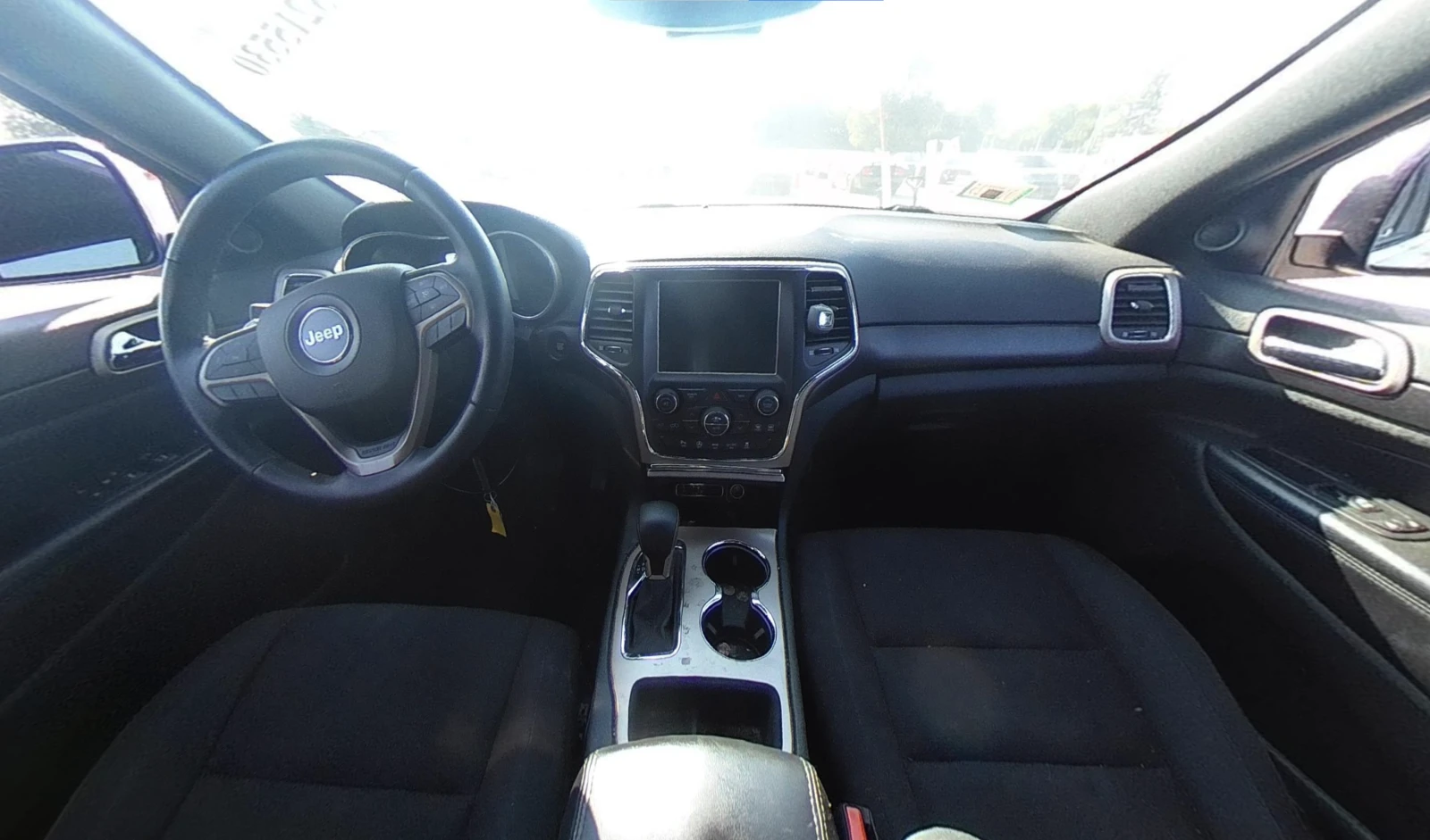 Jeep Grand cherokee LAREDO| 4X4 - изображение 5