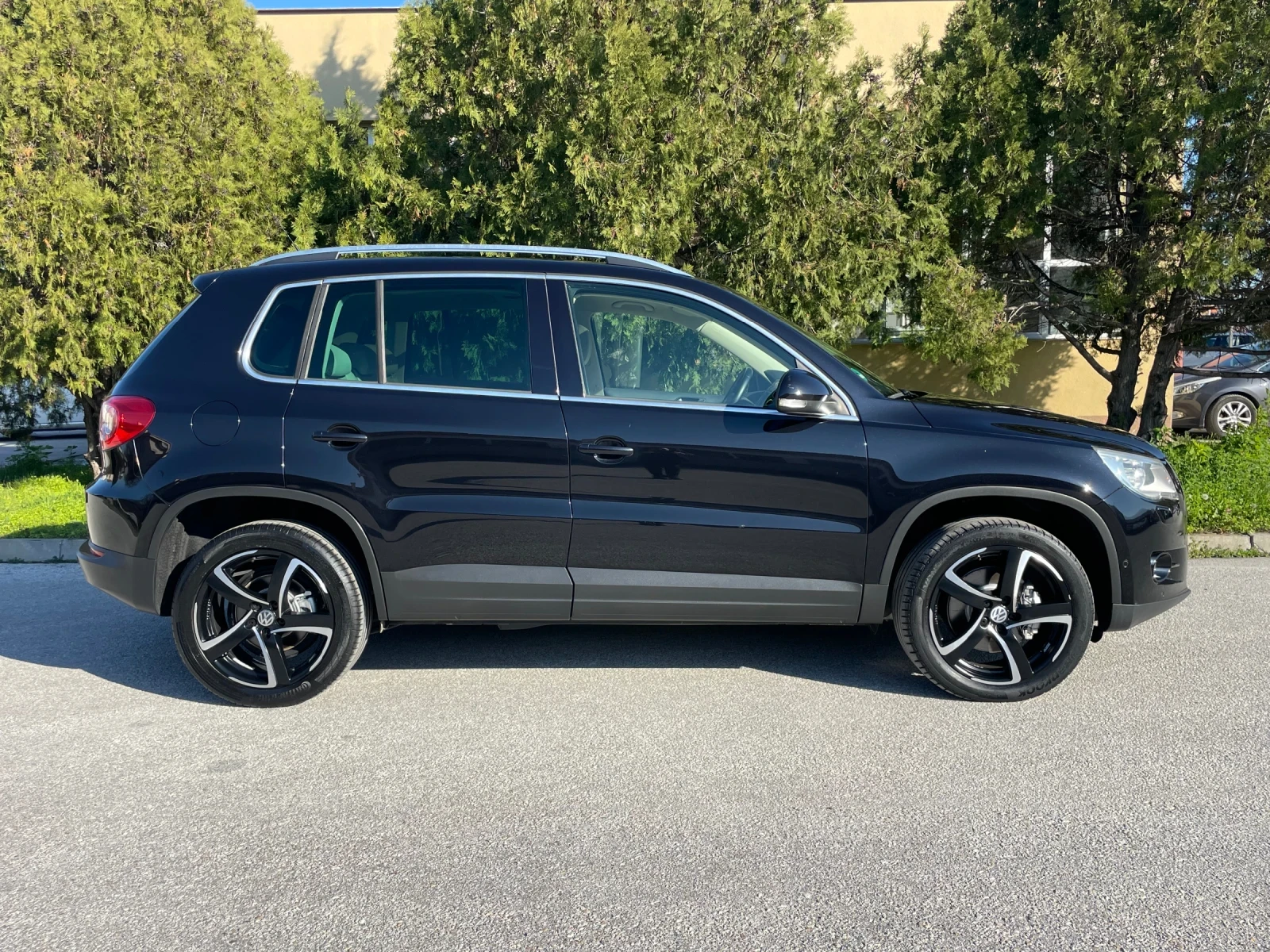 VW Tiguan 2.0TDi 140 �.�. 4Motion FULL �������� | Mobile.bg � ����������� 7