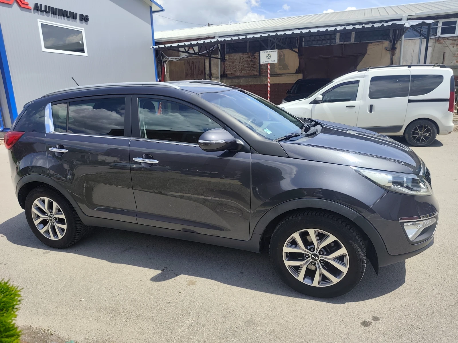 Kia Sportage 1.6 ГАЗ 160000km, снимка 5 - Автомобили и джипове - 52921073