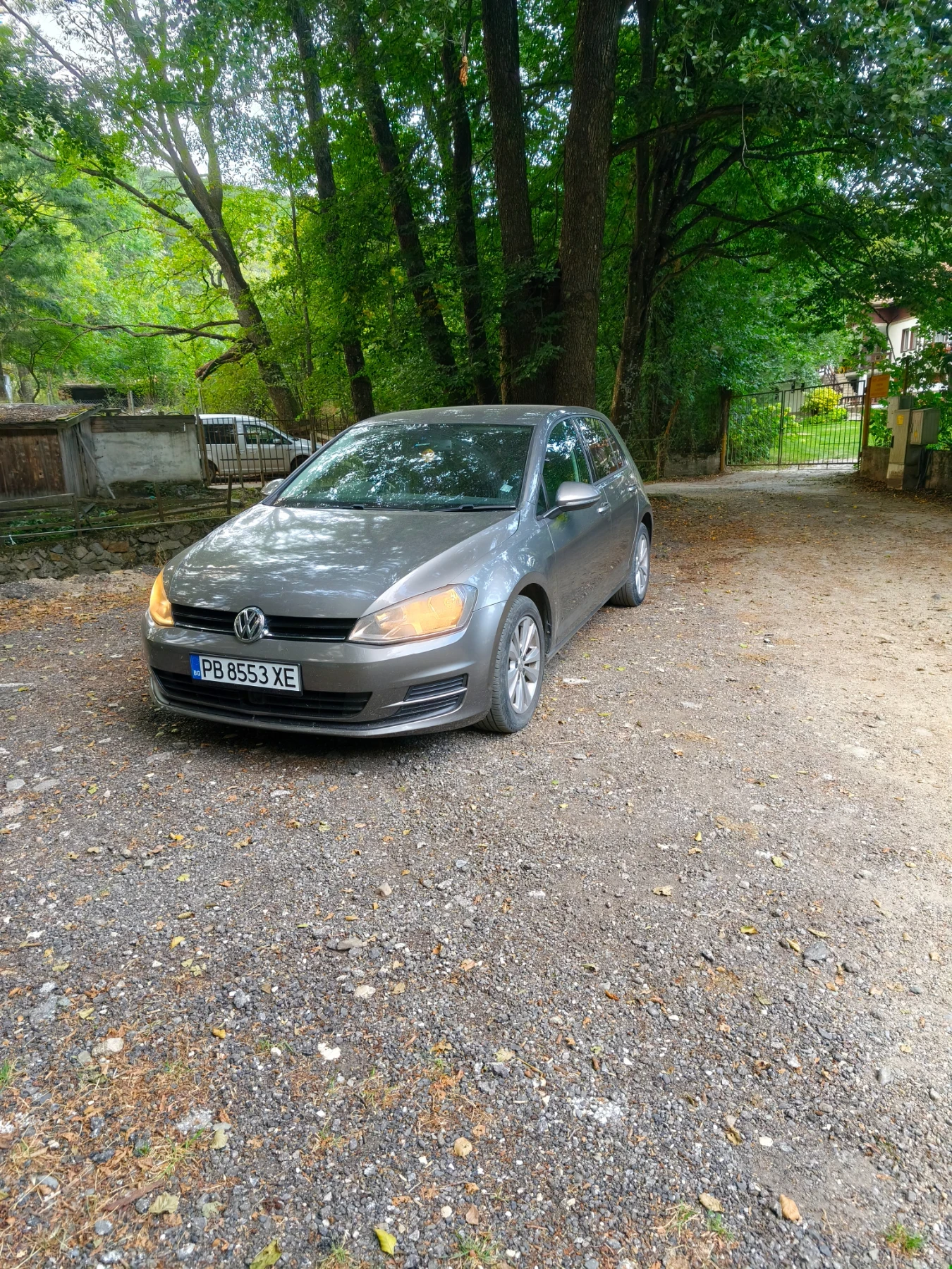 VW Golf Десен волан , снимка 2 - Автомобили и джипове - 56331587