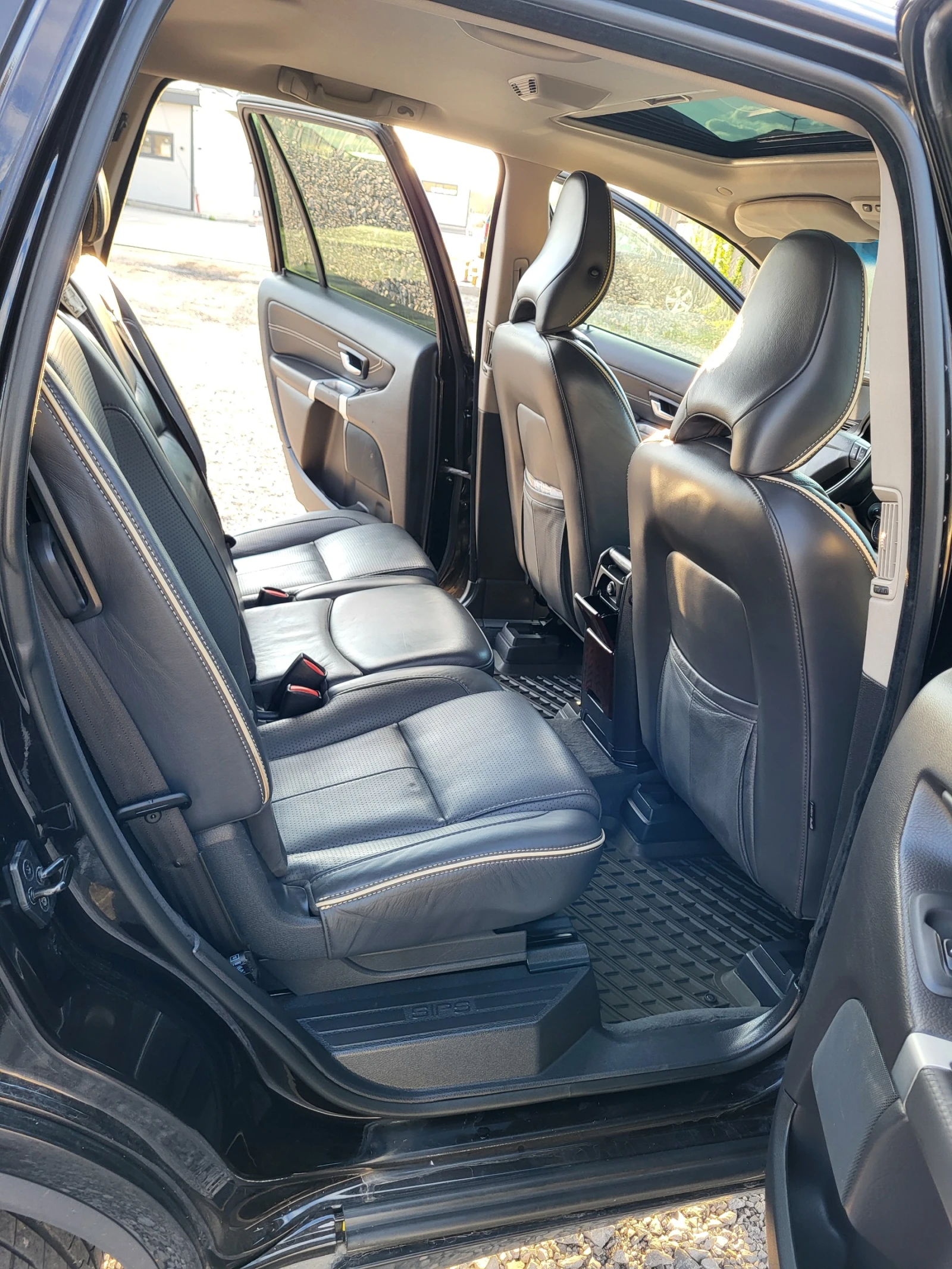 Volvo Xc90 D5 EXECUTIVE, снимка 7 - Автомобили и джипове - 54350959