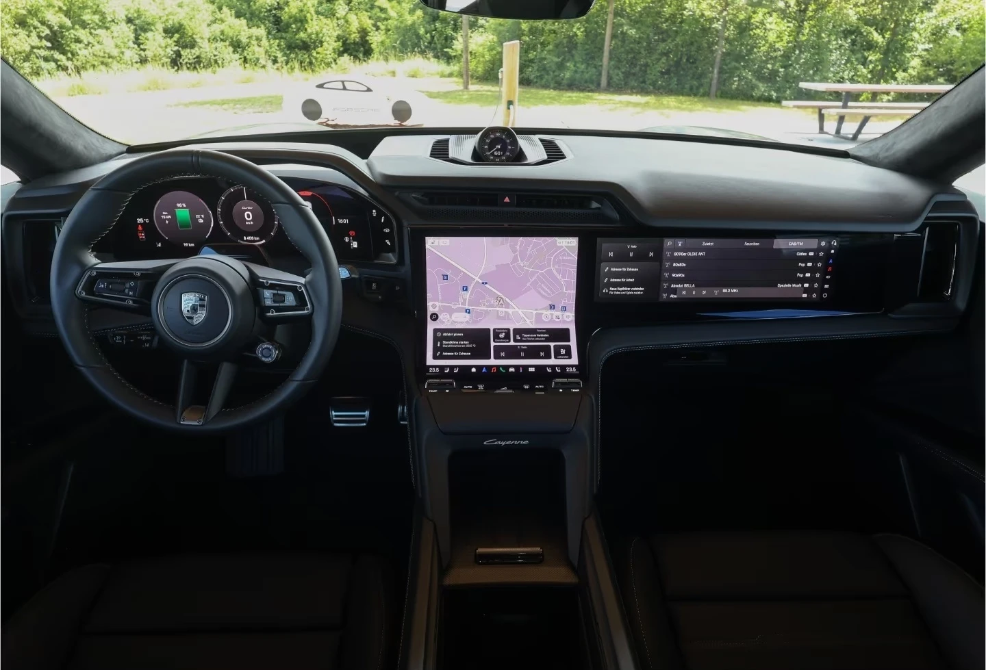 Porsche Cayenne TURBO ELECTRIC * NEW 2026* BOSE PANO SPORT-DESIGNЕ, снимка 6 - Автомобили и джипове - 54812427