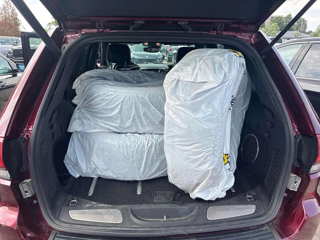 Jeep Grand cherokee * Trailhawk * PANO * ПОДГРЕВИ * KEYLESS * , снимка 16 - Автомобили и джипове - 55130916