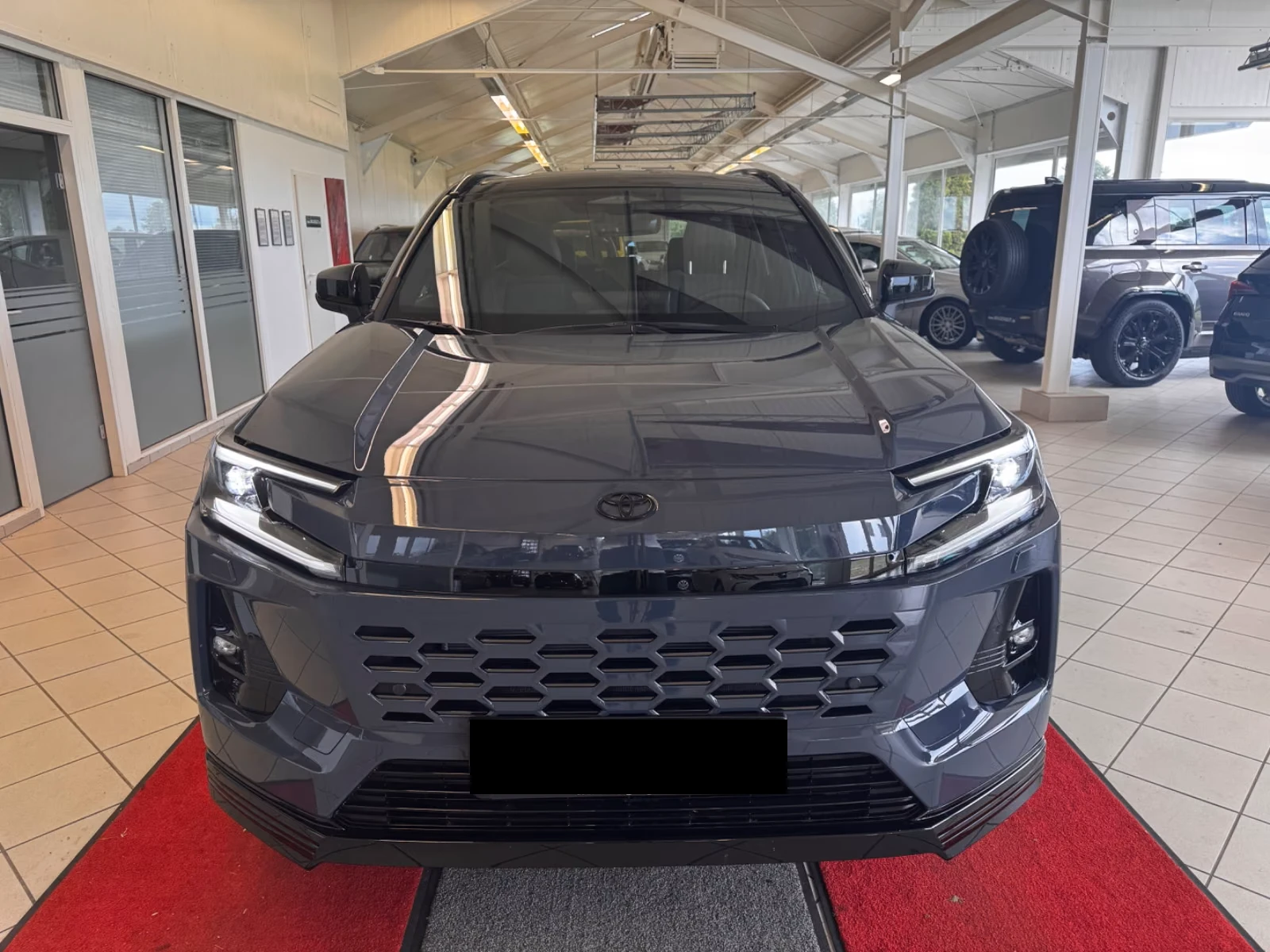 Toyota Rav4 PLUG-IN* AWD* MEMORY* DISTR* CAM* CARPLAY*  | Mobile.bg � ����������� 2
