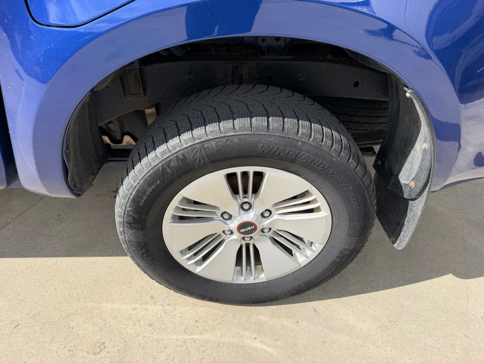 Isuzu D-max, снимка 5 - Автомобили и джипове - 56683669
