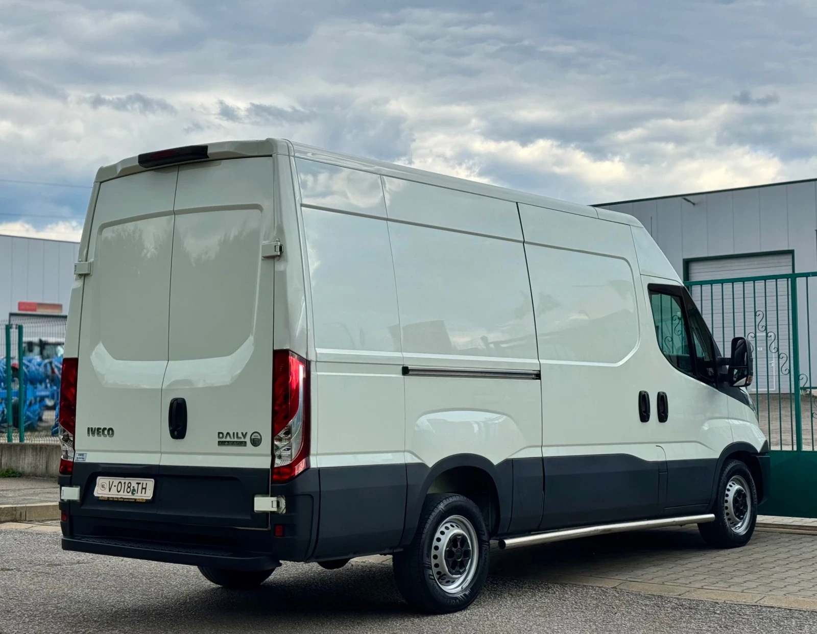 Iveco 35s16 2.3D~160hp~8ZF~140000км!~КЛИМАТРОНИК - изображение 5