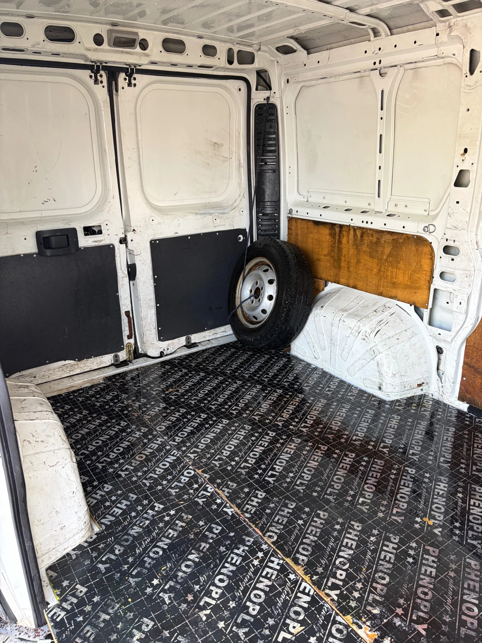 Fiat Ducato 2.3 120коня климатик  Италия, снимка 17 - Бусове и автобуси - 54777320