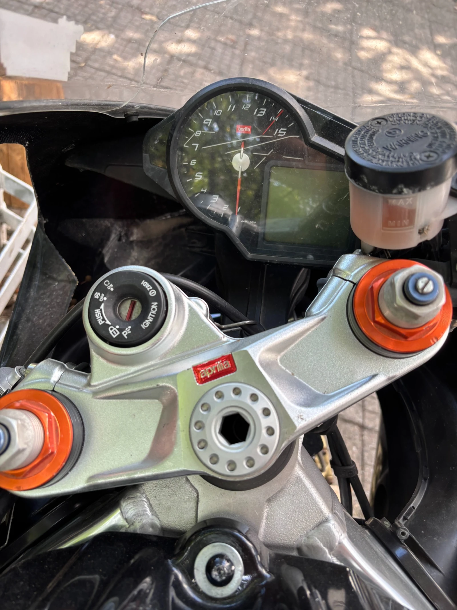 Aprilia RSV4  - изображение 4