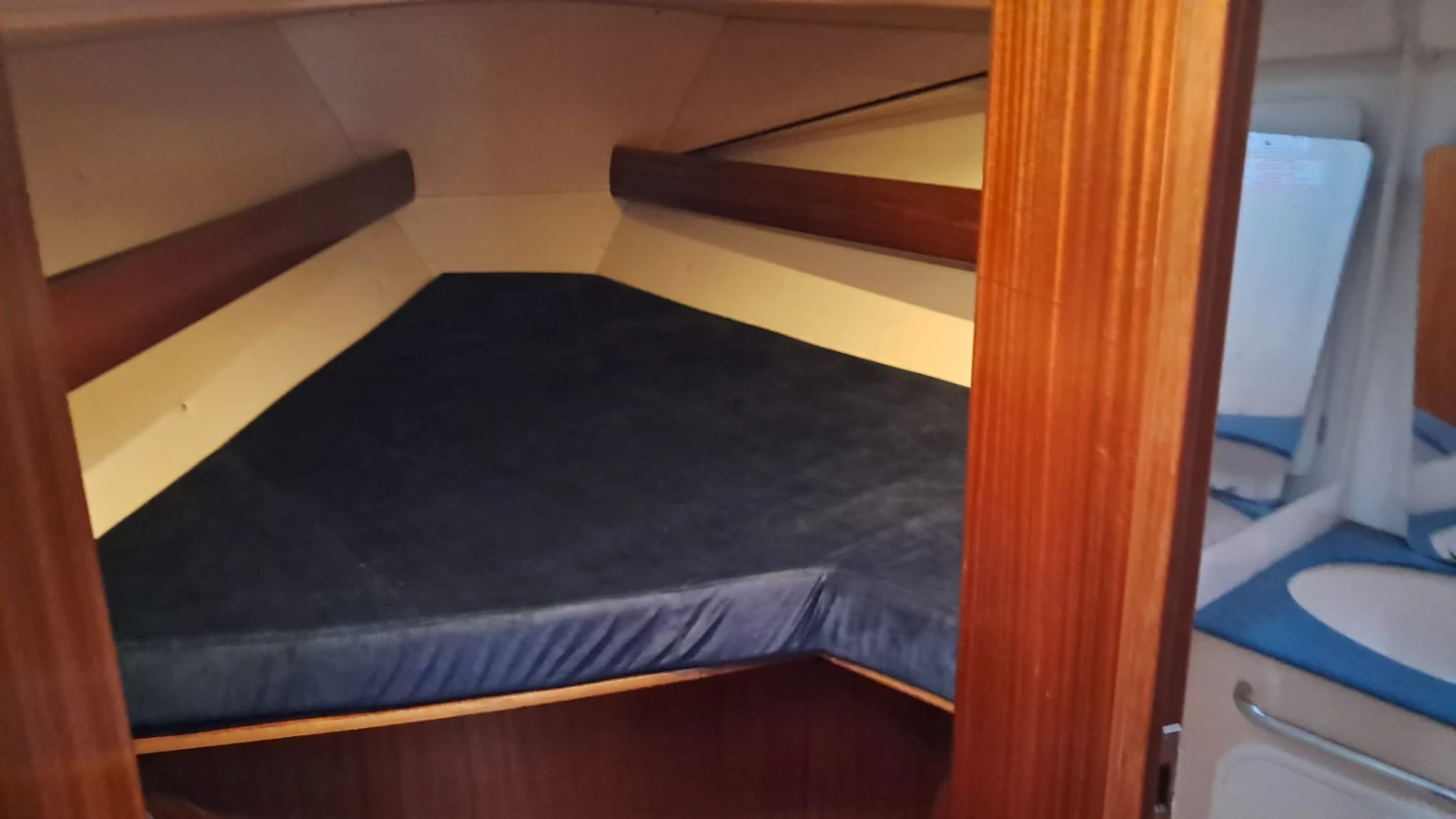 ���������� ����� Bavaria 40 | Mobile.bg � ����������� 11