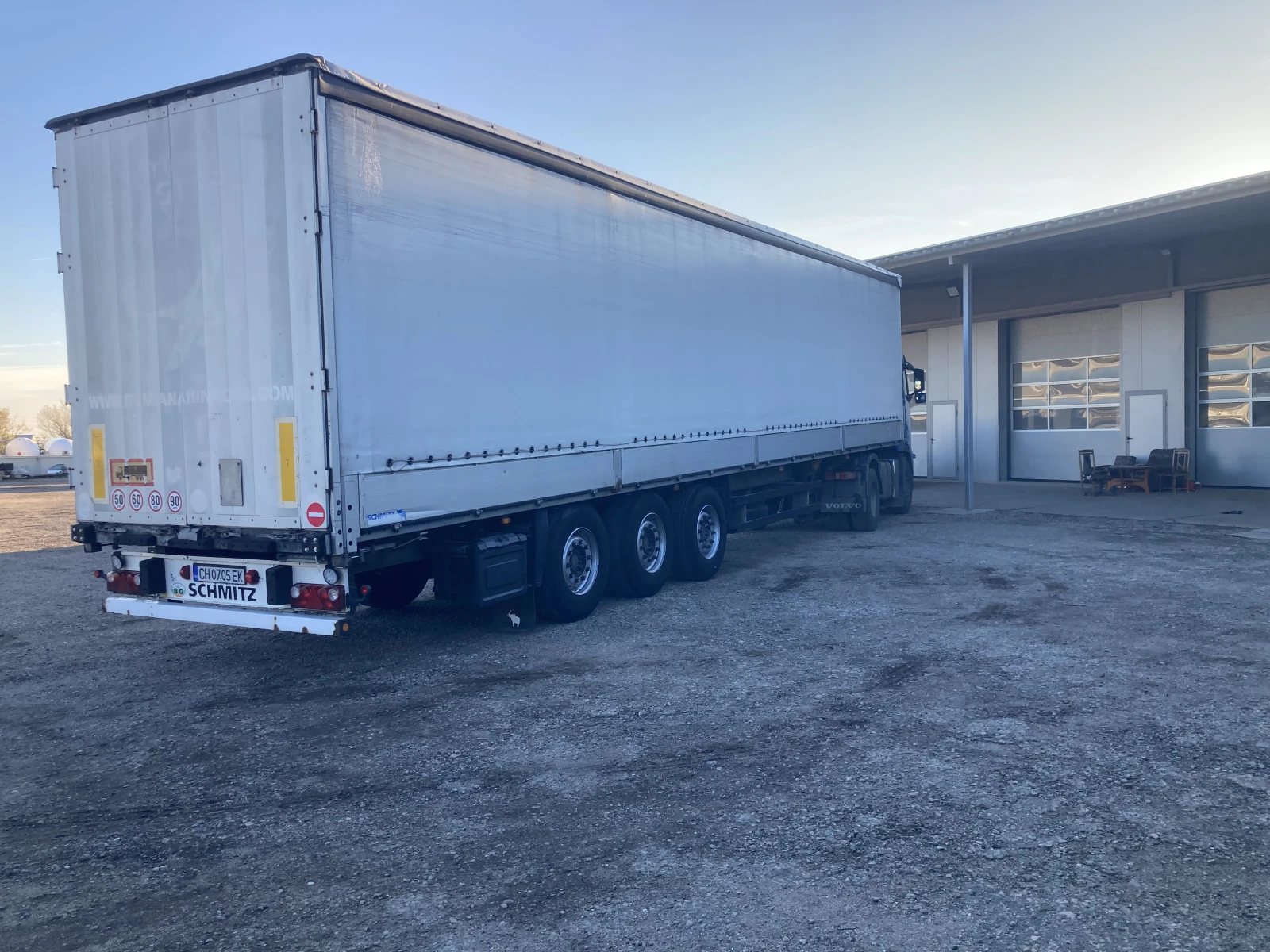  Schmitz  | Mobile.bg   3