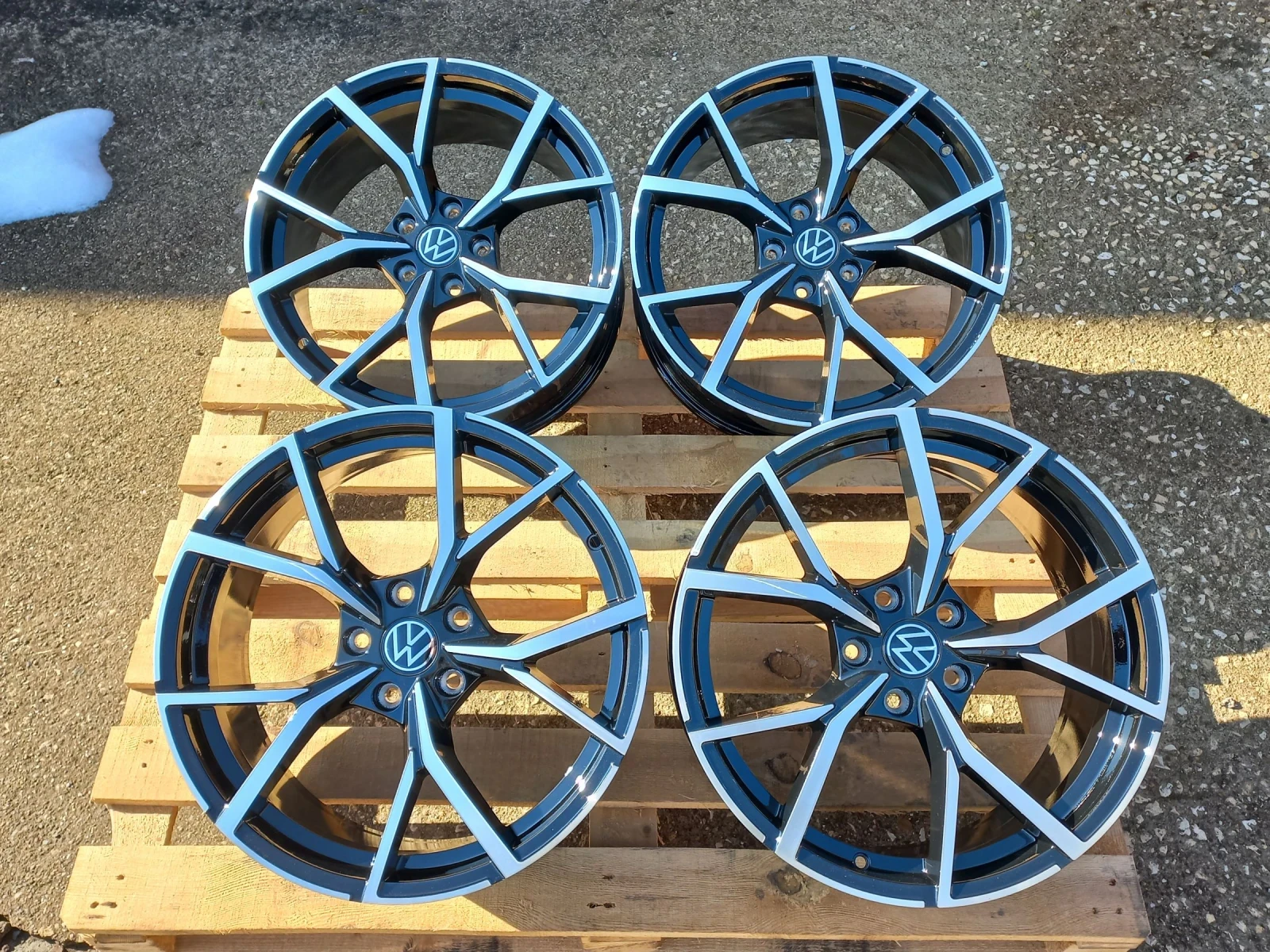 Джанти за VW, снимка 5 - Гуми и джанти - 54311778