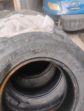 Гуми Всесезонни 195/80R15, снимка 3 - Гуми и джанти - 52495190