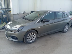 Opel Astra 15 122 2022, снимка 2