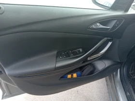 Opel Astra 15 122 2022, снимка 10