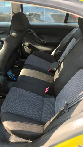 Seat Leon, снимка 9 - Автомобили и джипове - 43672200