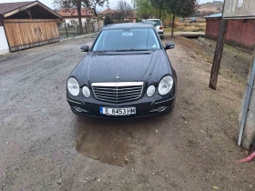  Mercedes-Benz E 320