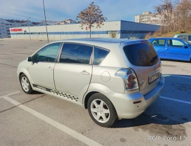 Toyota Corolla verso, снимка 1