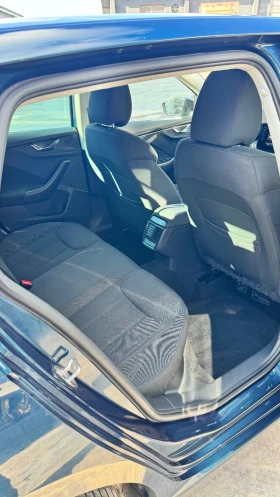 Skoda Scala, снимка 9 - Автомобили и джипове - 53686345