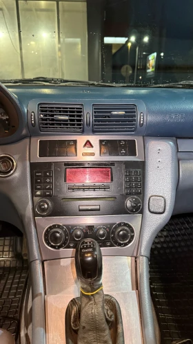 Mercedes-Benz C 220 - 1500 € / 2933.74 лв. - 37244471 10