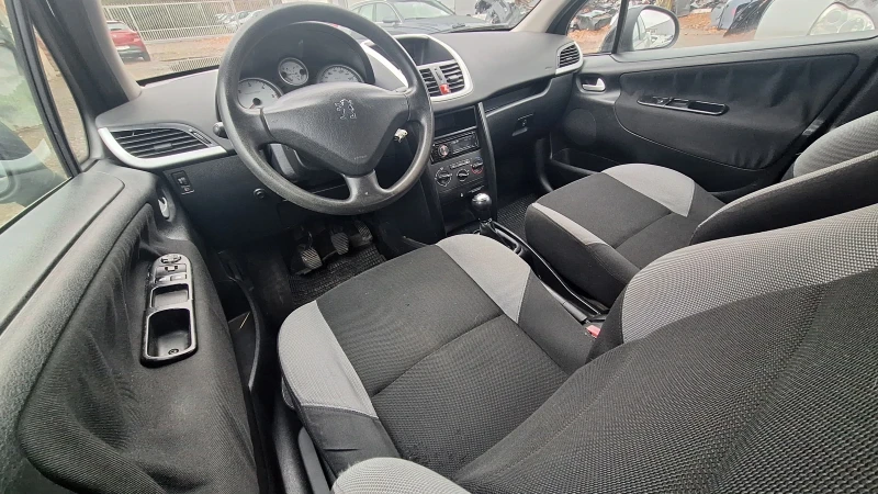 Peugeot 207 1.4HDI, снимка 5 - Автомобили и джипове - 47596515