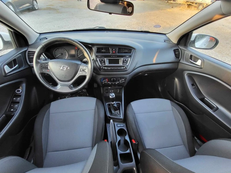 Hyundai I20 1.0T, снимка 11 - Автомобили и джипове - 47596515