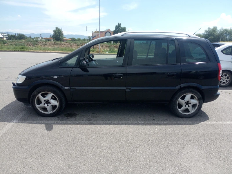 Opel Zafira 1.8 125кс 2005г. , снимка 1 - Автомобили и джипове - 44143455