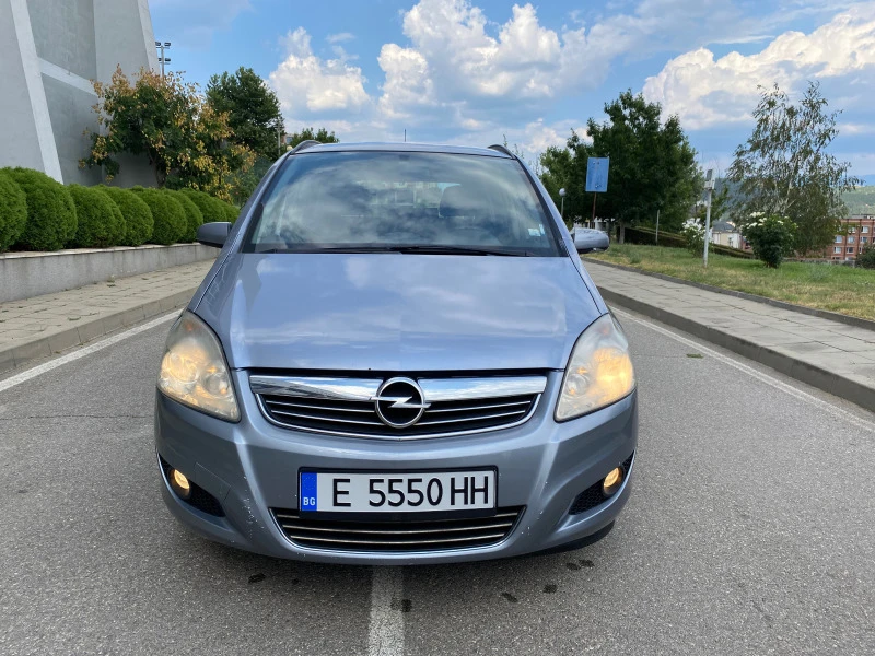 Opel Zafira 1.6 / 7 места, снимка 2 - Автомобили и джипове - 47221084