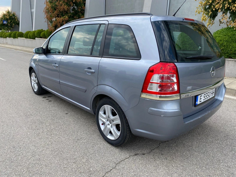 Opel Zafira 1.6 / 7 места, снимка 4 - Автомобили и джипове - 47567696