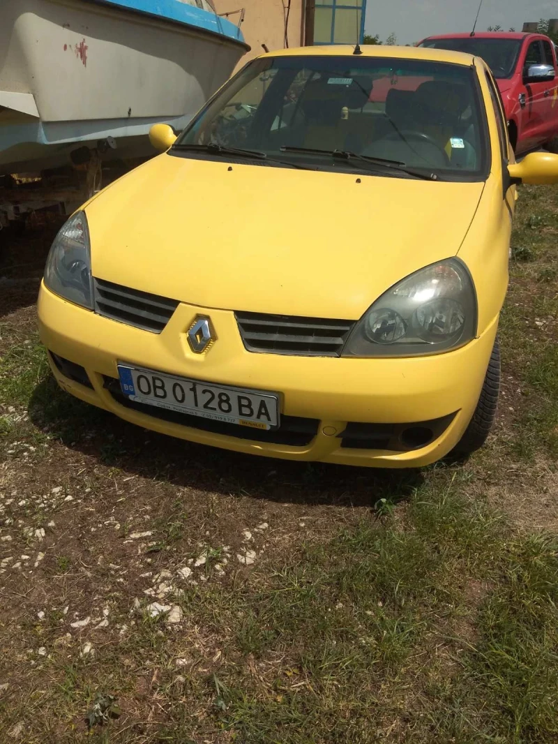 Renault Clio, снимка 1 - Автомобили и джипове - 47341843