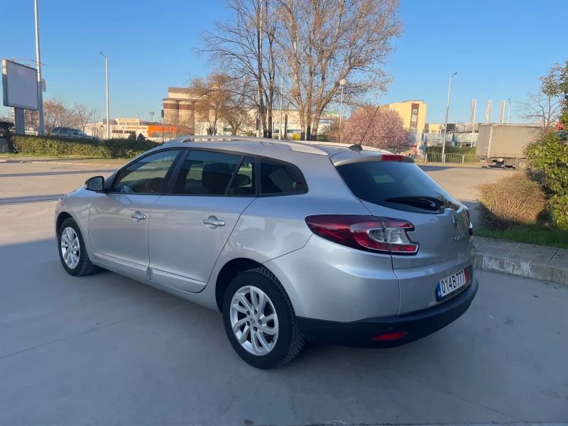 Renault Megane 1.5dci LIMITED!!!, снимка 4 - Автомобили и джипове - 49589416