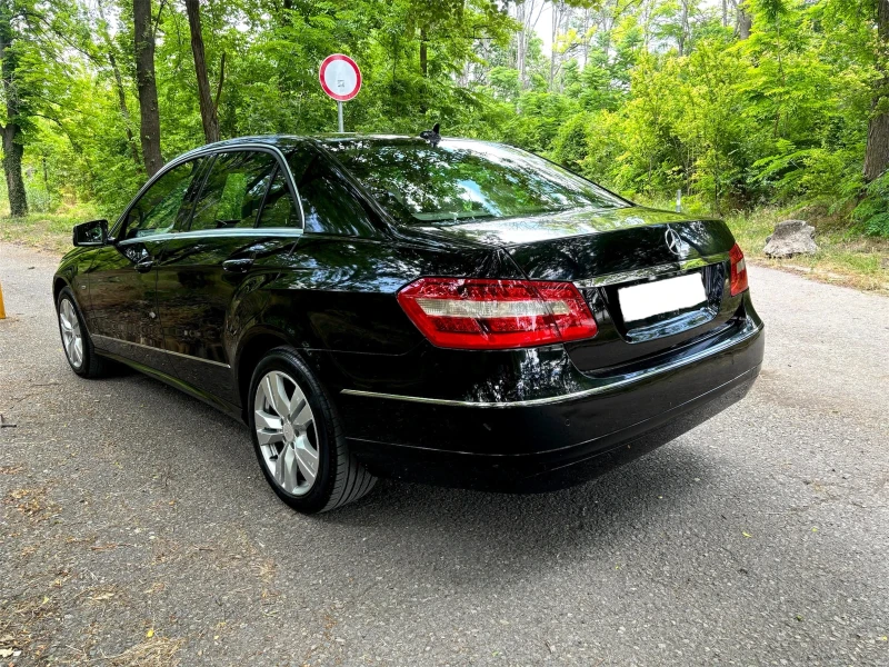 Mercedes-Benz E 220 CDI, снимка 6 - Автомобили и джипове - 52596480